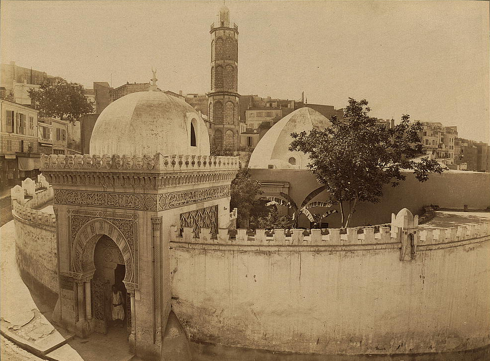 جزائريات 