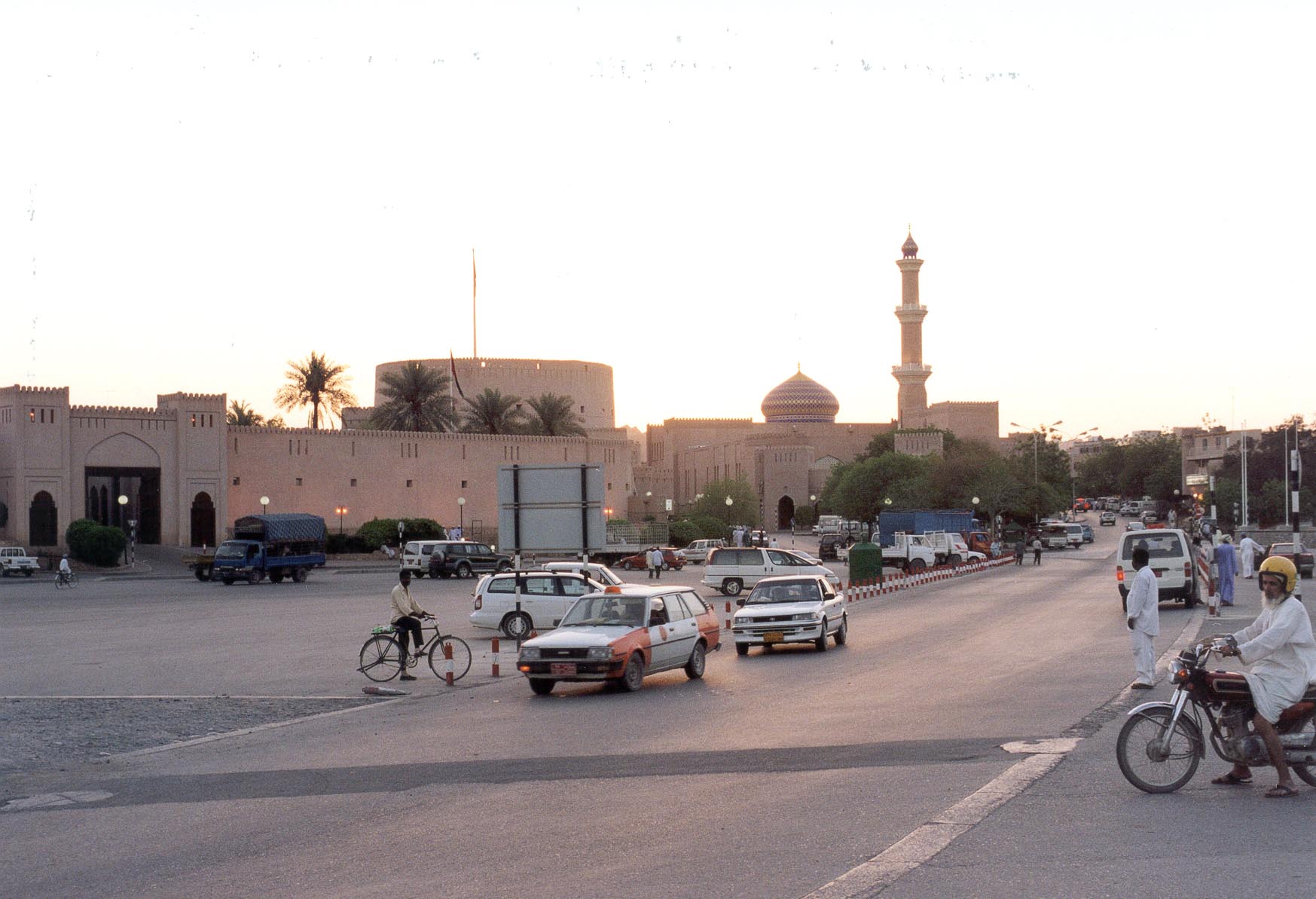 مشهد بانورامي لمدينة نزوى اثناء الغروب, Electronic Village, His excellency mohammed ahmed khalifa al suwaidi, Arabic Poetry, Arabic Knowledge, arabic articles, astrology, science museum, art museum,goethe museum, alwaraq, arab poet, arabic poems, Arabic Books,Arabic Quiz, القرية الإلكترونية  , محمد أحمد خليفة السويدي  , محمد أحمد  السويدي ,  محمد    السويدي ,  محمد  سويدي , mohammed al suwaidi, mohammed al sowaidi,mohammed suwaidi, mohammed sowaidi, mohammad alsuwaidi, mohammad alsowaidi, mohammed ahmed alsuwaidi, محمد السويدي , محمد أحمد  السويدي , muhammed alsuwaidi,muhammed suwaidi 
