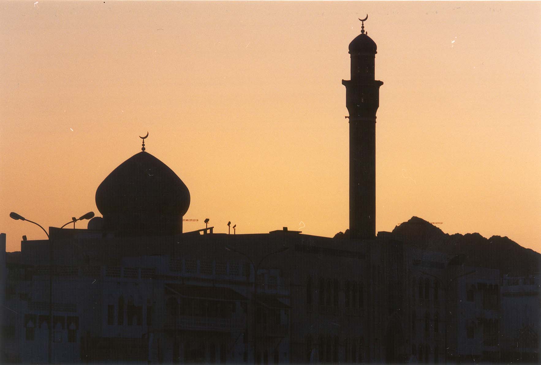 مسجد ومباني عمانيه قديمه بنيت على طراز المعمار الفارسي في كورنيش مطرح, Electronic Village, His excellency mohammed ahmed khalifa al suwaidi, Arabic Poetry, Arabic Knowledge, arabic articles, astrology, science museum, art museum,goethe museum, alwaraq, arab poet, arabic poems, Arabic Books,Arabic Quiz, القرية الإلكترونية  , محمد أحمد خليفة السويدي  , محمد أحمد  السويدي ,  محمد    السويدي ,  محمد  سويدي , mohammed al suwaidi, mohammed al sowaidi,mohammed suwaidi, mohammed sowaidi, mohammad alsuwaidi, mohammad alsowaidi, mohammed ahmed alsuwaidi, محمد السويدي , محمد أحمد  السويدي , muhammed alsuwaidi,muhammed suwaidi 