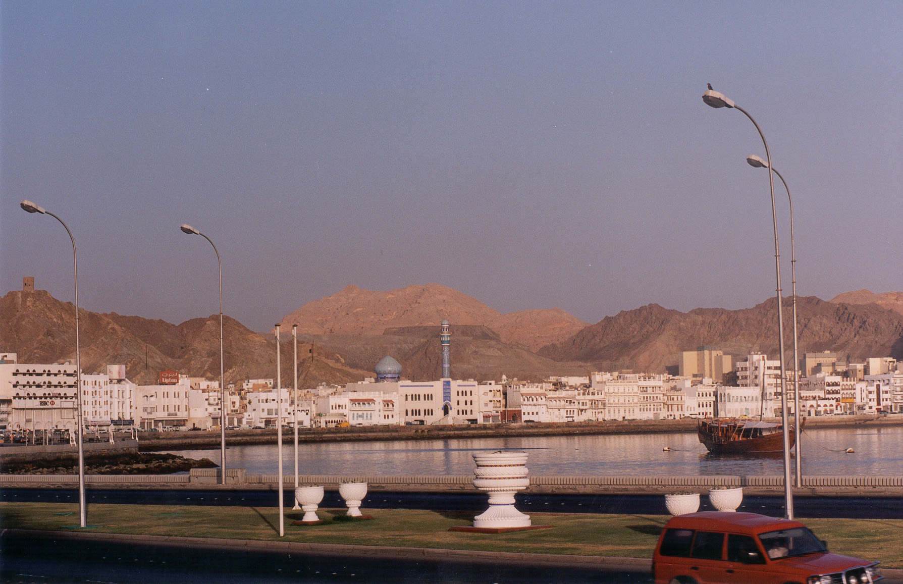 مسجد الرسول الاعظم وبعض المباني القديمة في كورنيش  مطرح, Electronic Village, His excellency mohammed ahmed khalifa al suwaidi, Arabic Poetry, Arabic Knowledge, arabic articles, astrology, science museum, art museum,goethe museum, alwaraq, arab poet, arabic poems, Arabic Books,Arabic Quiz, القرية الإلكترونية  , محمد أحمد خليفة السويدي  , محمد أحمد  السويدي ,  محمد    السويدي ,  محمد  سويدي , mohammed al suwaidi, mohammed al sowaidi,mohammed suwaidi, mohammed sowaidi, mohammad alsuwaidi, mohammad alsowaidi, mohammed ahmed alsuwaidi, محمد السويدي , محمد أحمد  السويدي , muhammed alsuwaidi,muhammed suwaidi 
