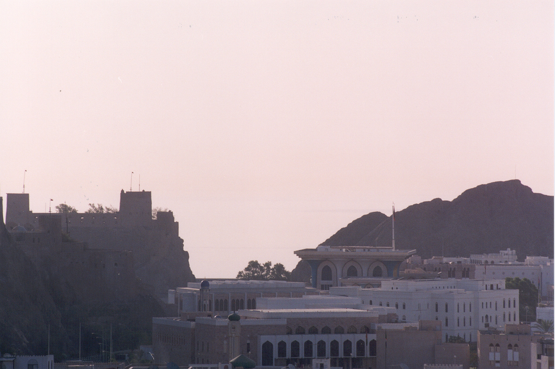 مسجد الرسول الاعظم وبعض المباني القديمة في كورنيش  مطرح, Electronic Village, His excellency mohammed ahmed khalifa al suwaidi, Arabic Poetry, Arabic Knowledge, arabic articles, astrology, science museum, art museum,goethe museum, alwaraq, arab poet, arabic poems, Arabic Books,Arabic Quiz, القرية الإلكترونية  , محمد أحمد خليفة السويدي  , محمد أحمد  السويدي ,  محمد    السويدي ,  محمد  سويدي , mohammed al suwaidi, mohammed al sowaidi,mohammed suwaidi, mohammed sowaidi, mohammad alsuwaidi, mohammad alsowaidi, mohammed ahmed alsuwaidi, محمد السويدي , محمد أحمد  السويدي , muhammed alsuwaidi,muhammed suwaidi 
