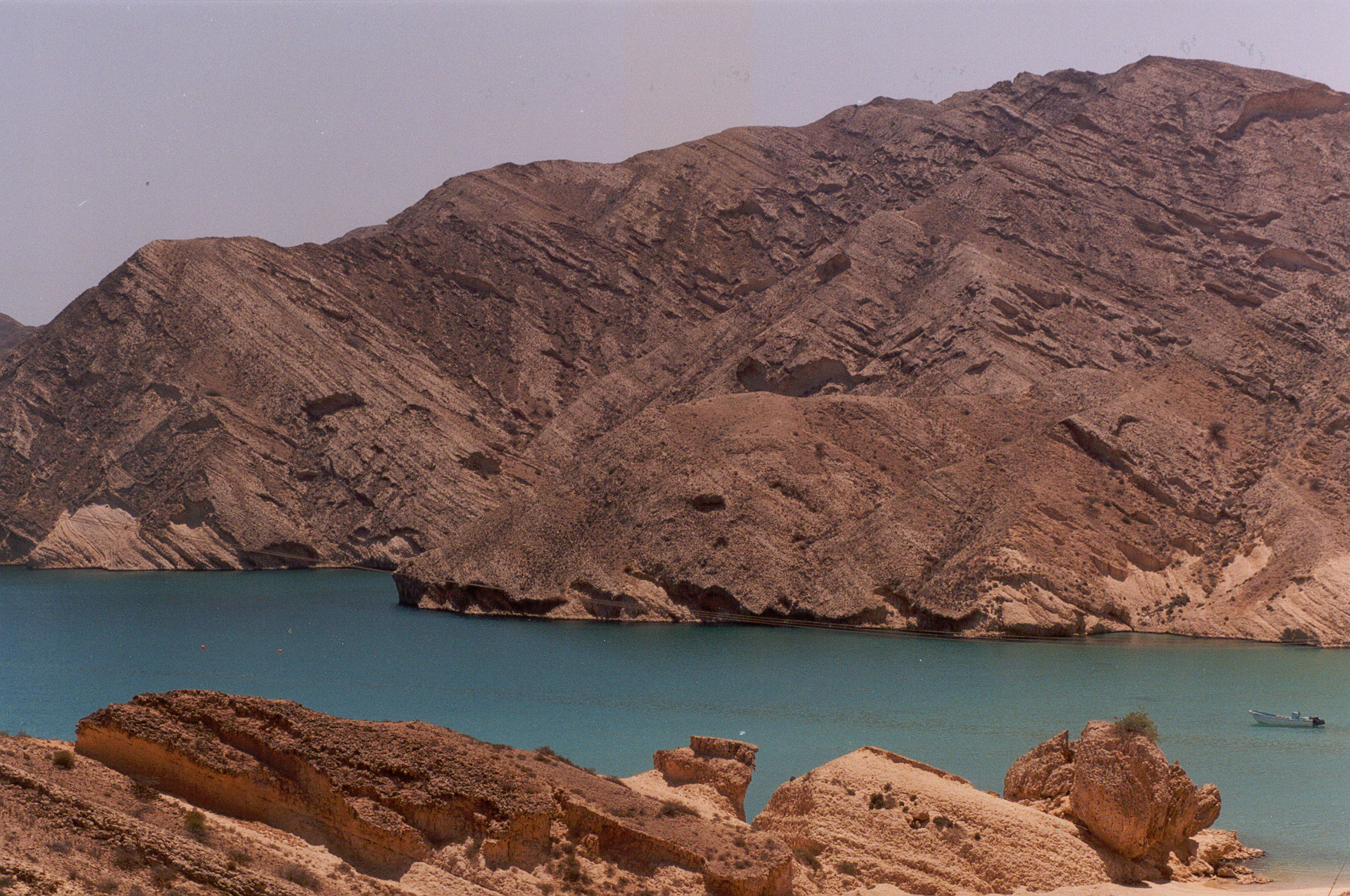 صيادين يفرغون الشباك من اسماك السردين, Electronic Village, His excellency mohammed ahmed khalifa al suwaidi, Arabic Poetry, Arabic Knowledge, arabic articles, astrology, science museum, art museum,goethe museum, alwaraq, arab poet, arabic poems, Arabic Books,Arabic Quiz, القرية الإلكترونية  , محمد أحمد خليفة السويدي  , محمد أحمد  السويدي ,  محمد    السويدي ,  محمد  سويدي , mohammed al suwaidi, mohammed al sowaidi,mohammed suwaidi, mohammed sowaidi, mohammad alsuwaidi, mohammad alsowaidi, mohammed ahmed alsuwaidi, محمد السويدي , محمد أحمد  السويدي , muhammed alsuwaidi,muhammed suwaidi 